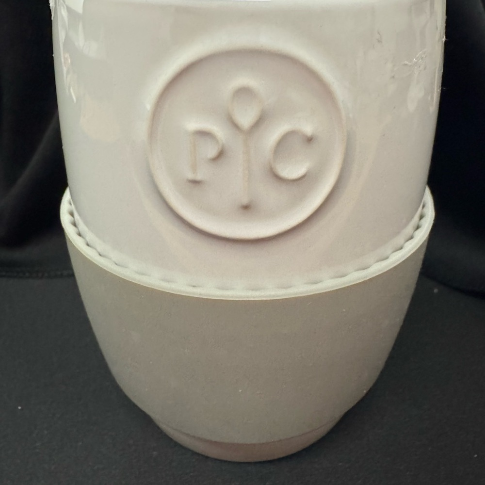 Pampered Chef Two-Tone Ceramic Microwave Egg Cooker